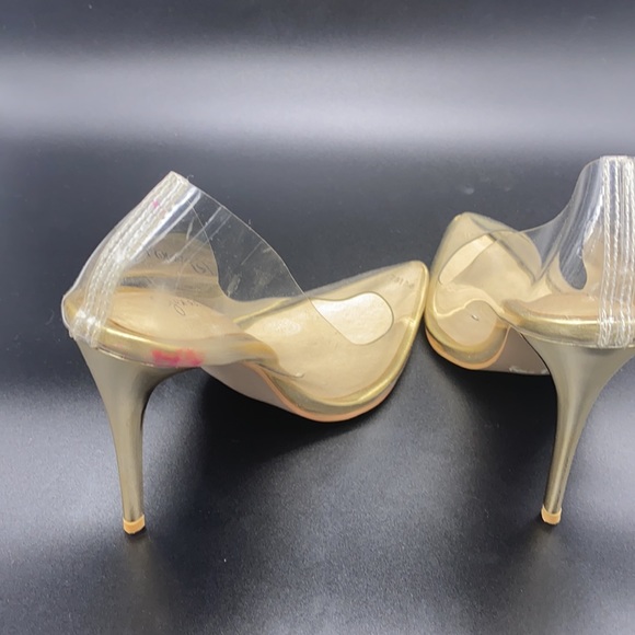 🟢 Cinderella heels with stain - 3/25 SALE - Picture 4 of 5